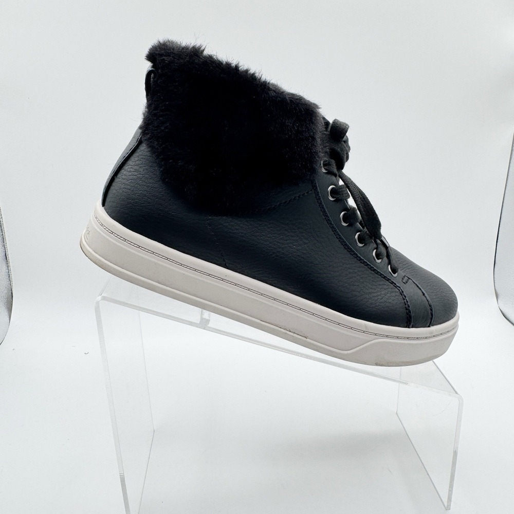 Koolaburra by UGG Women's Sundell Fuzz Chukka Size 7 Black